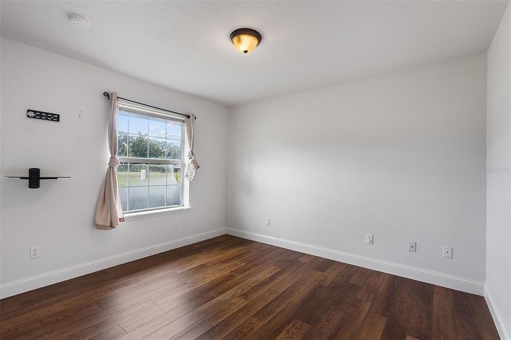 11310 NW 73rd Court photo 18
