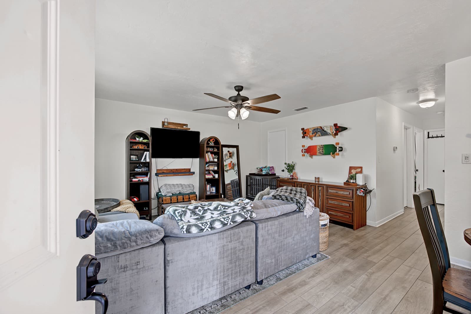 3934 SW 26th Dr Apt 5 photo 6
